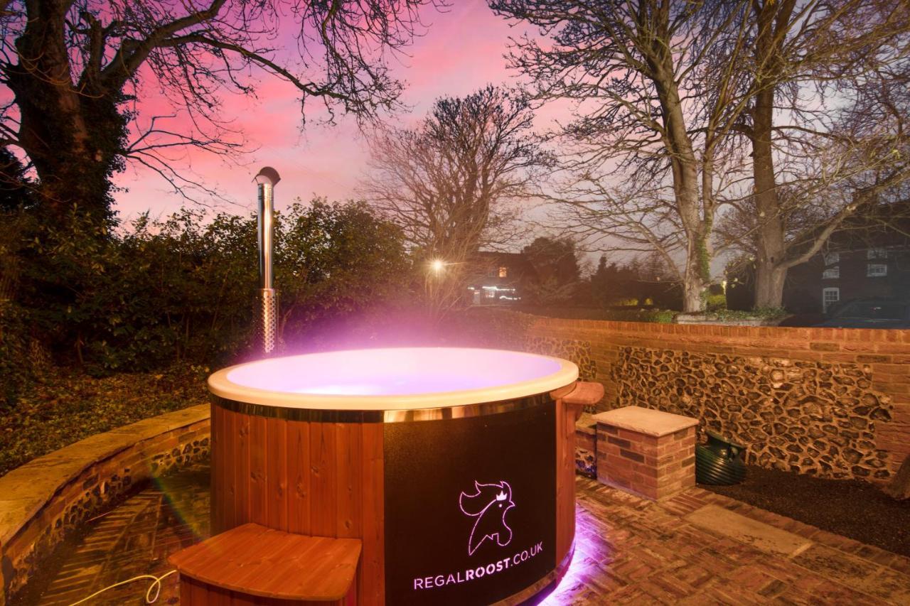 The Roost Group - The Coach House - Hot Tub Villa Gravesend Exterior foto